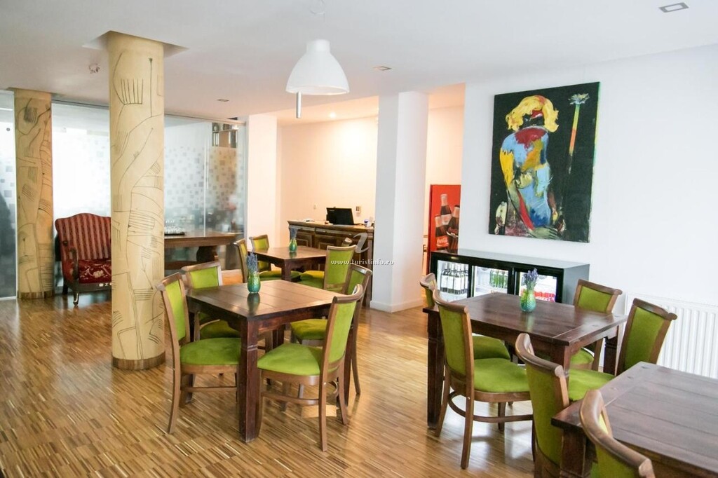 Pensiunea May Residence