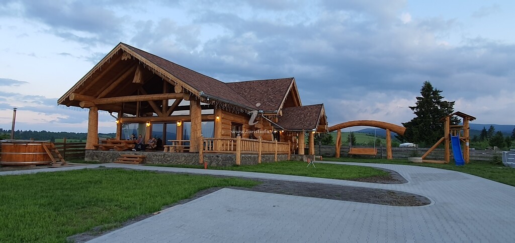 Cabana Prosilva House