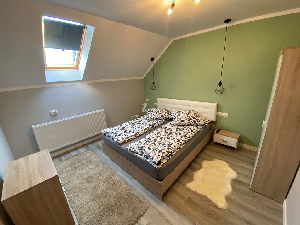 Camere de închiriat B&B Home