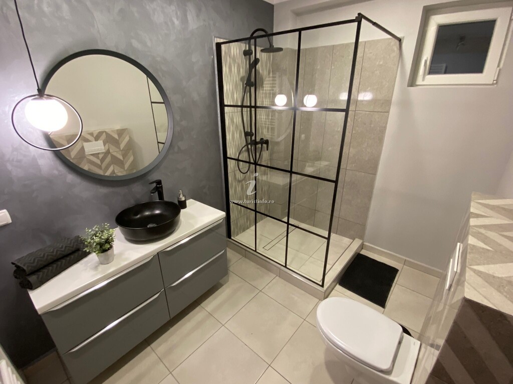 Camere de închiriat B&B Home