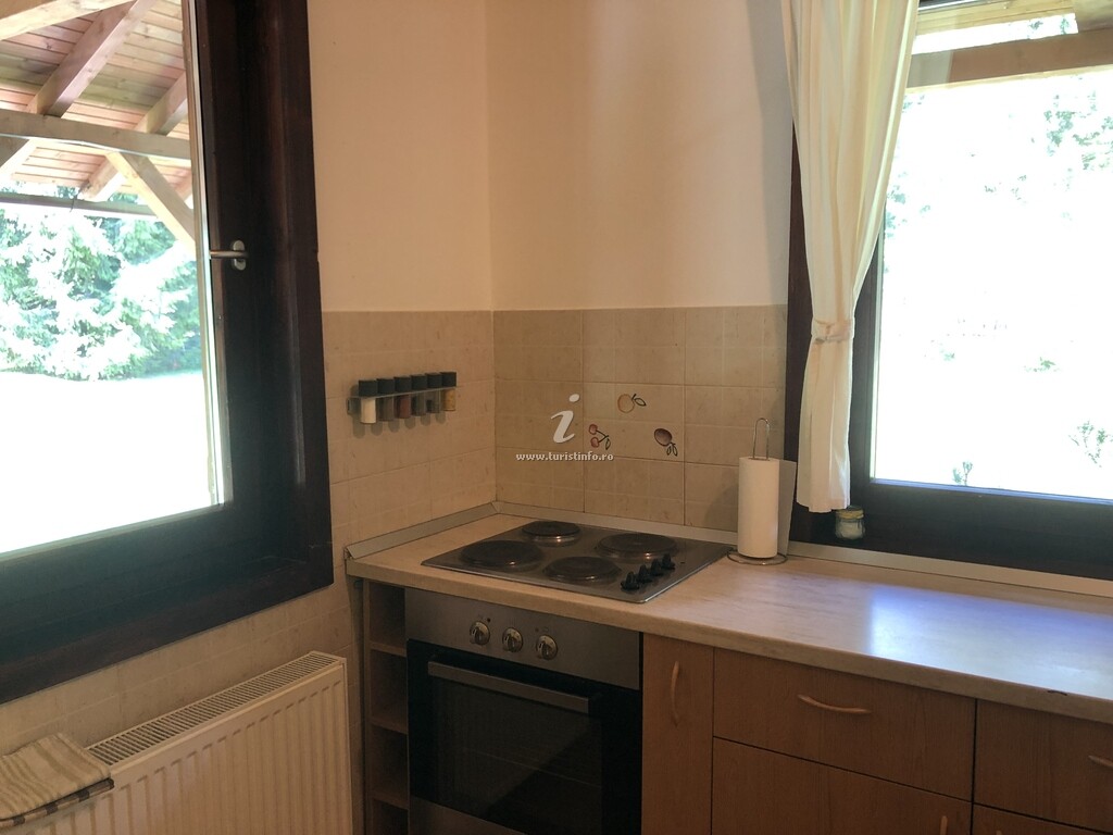 Casa de vacanță dintre Brazi