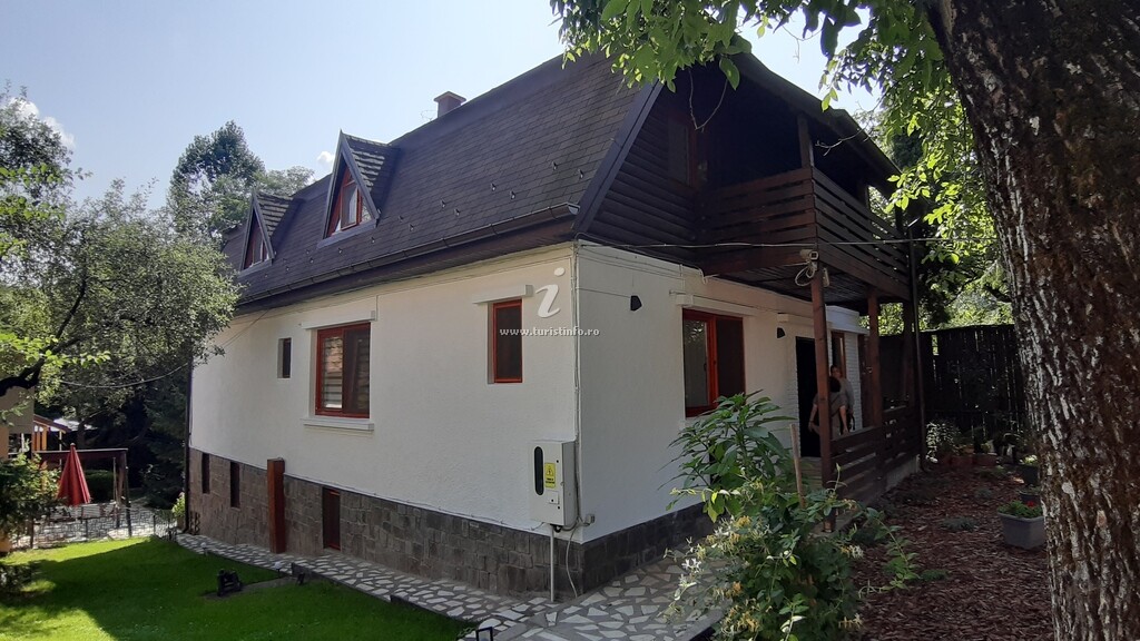 Casa Camelia