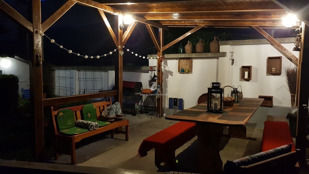 Pensiunea Casa Vânătorului