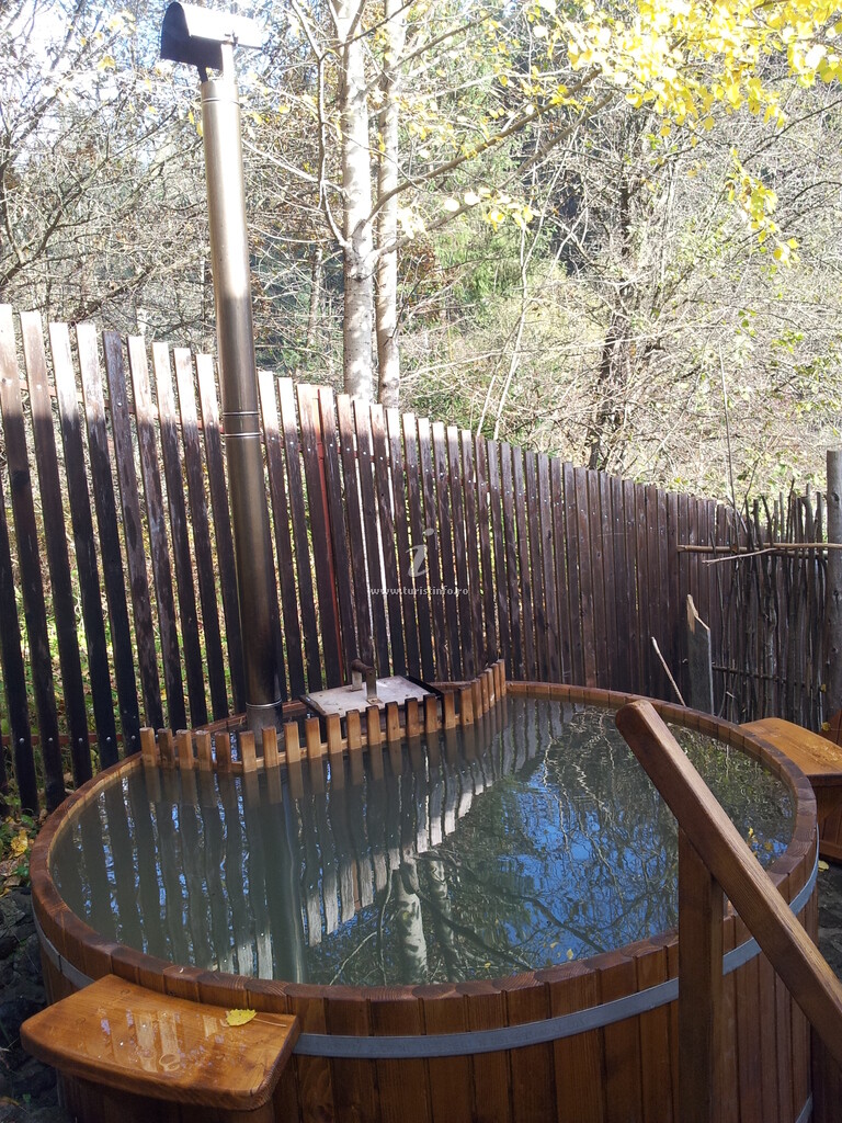 Cabana Forest Nook