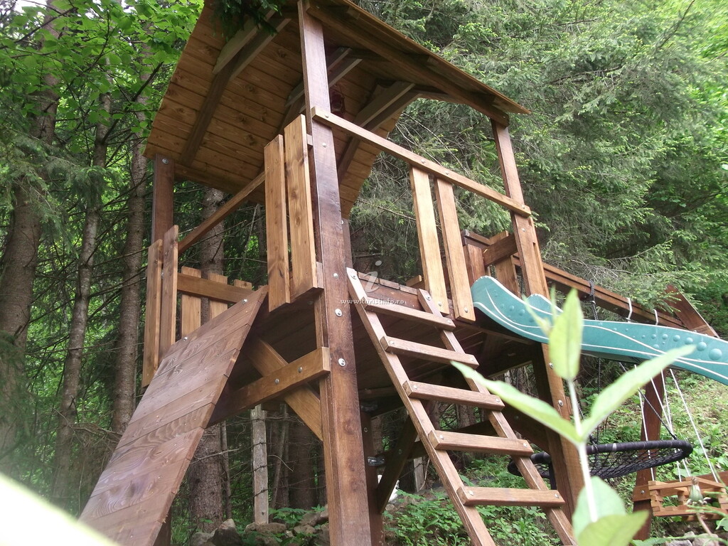 Cabana Forest Nook