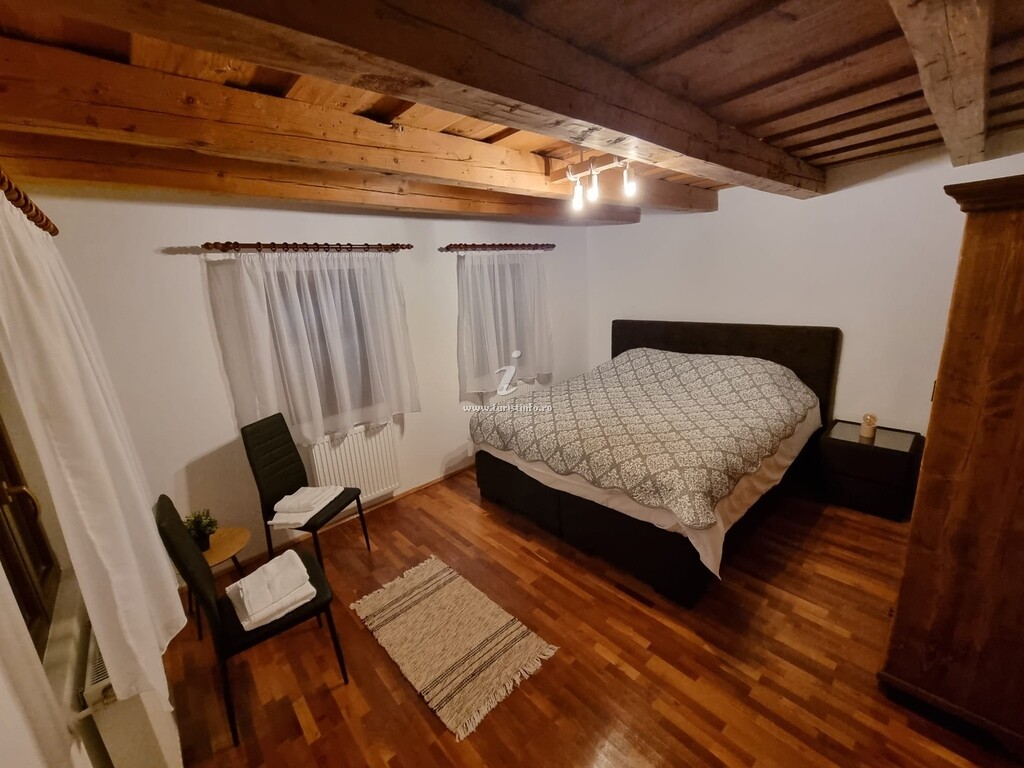 Pensiunea Regina Haz