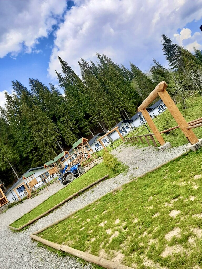 Căsuțe tip camping Clubul Dacilor