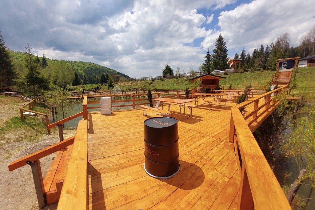 Căsuțe tip camping Clubul Dacilor