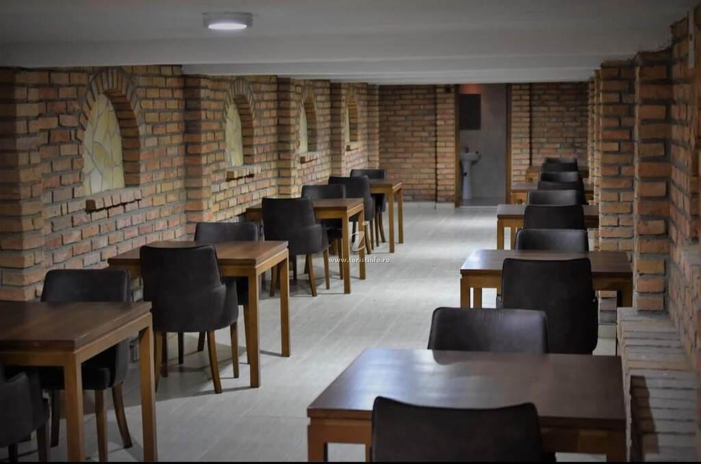 Pensiunea La Lacuri