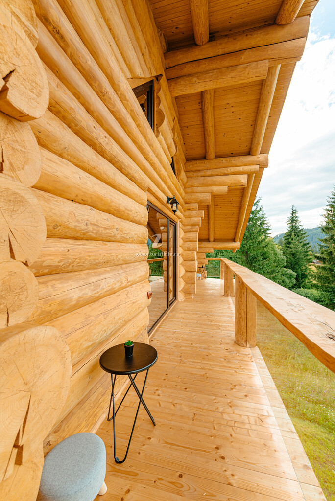 Cabana Fox Wood House