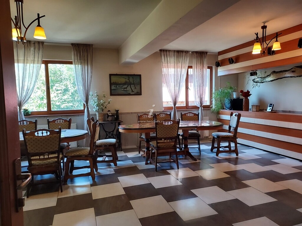 Pensiunea La Izvor