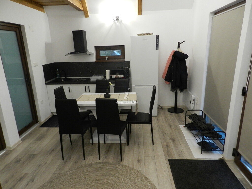 Cabana Ali House