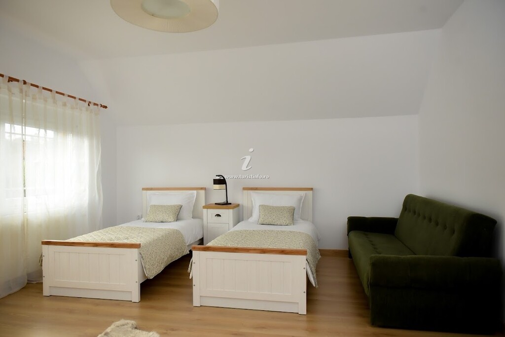 Casa Silent House