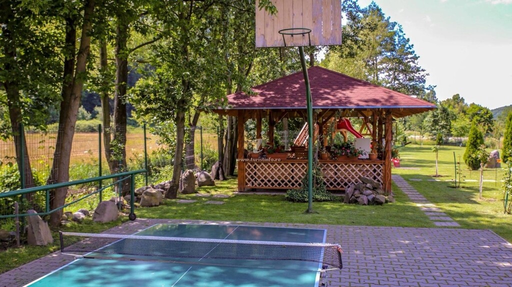 Camere de închiriat Casa Csiki