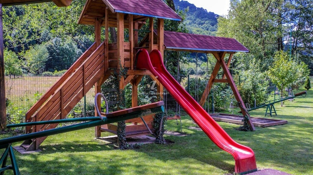 Camere de închiriat Casa Csiki