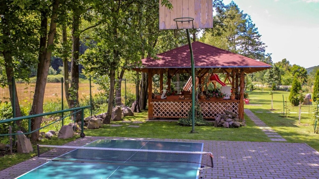 Camere de închiriat Casa Csiki