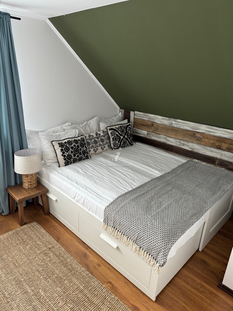 Emerald Chalet
