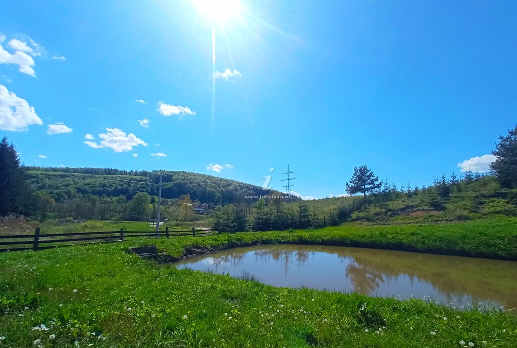Pensiunea La Lacuri