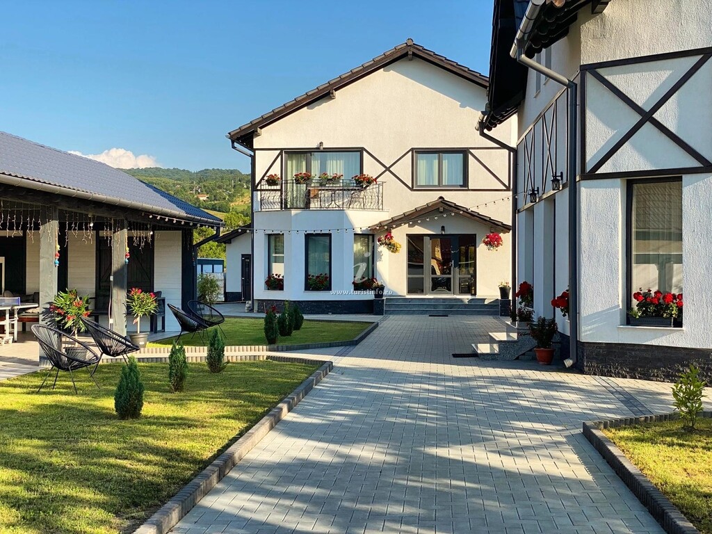 Vila Raira
