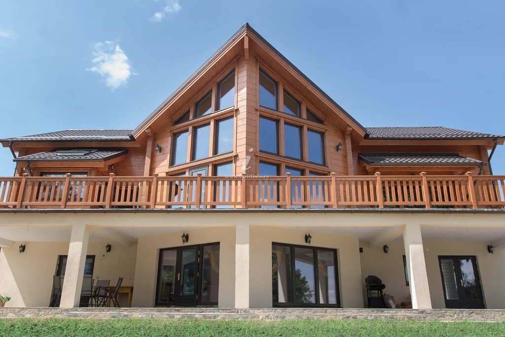 Cabana Transylvania Mountain Chalet