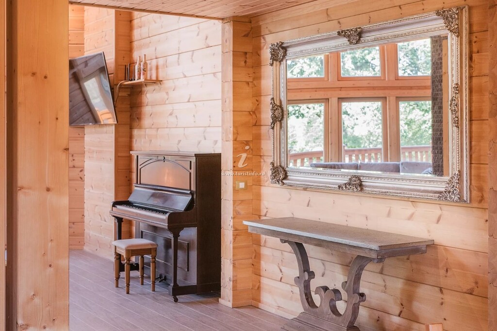 Cabana Transylvania Mountain Chalet