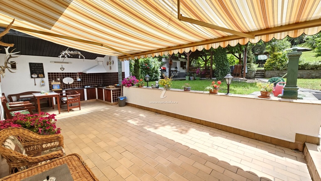Pensiunea Casa Vânătorului
