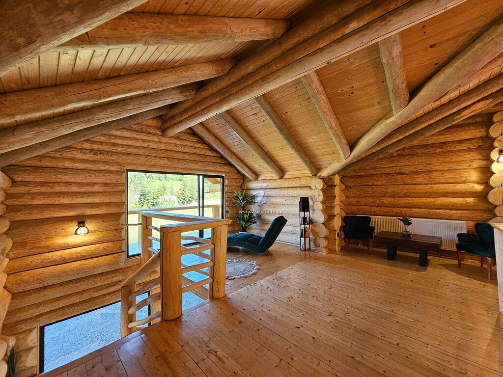 Cabana Fox Wood House