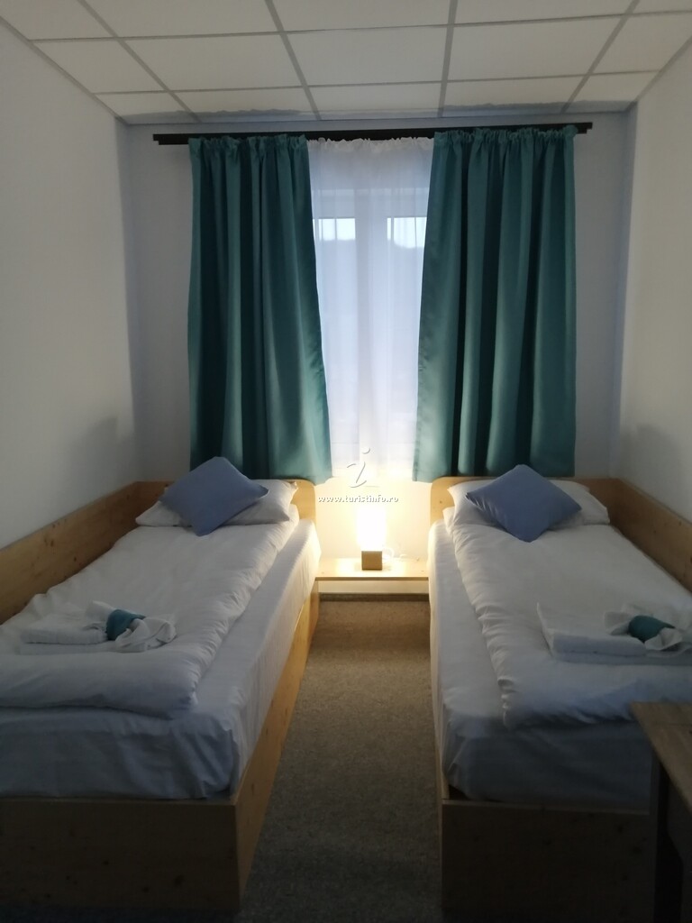 Camere de închiriat Rex