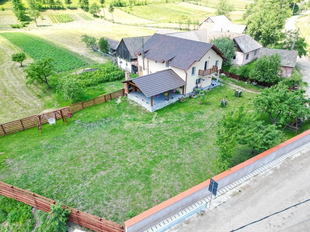 Casa de vacanță Casa de sub Stejari