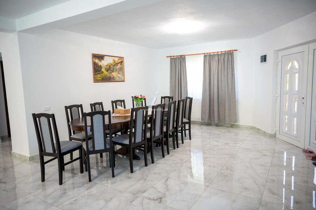 Casa de vacanță Casa de sub Stejari