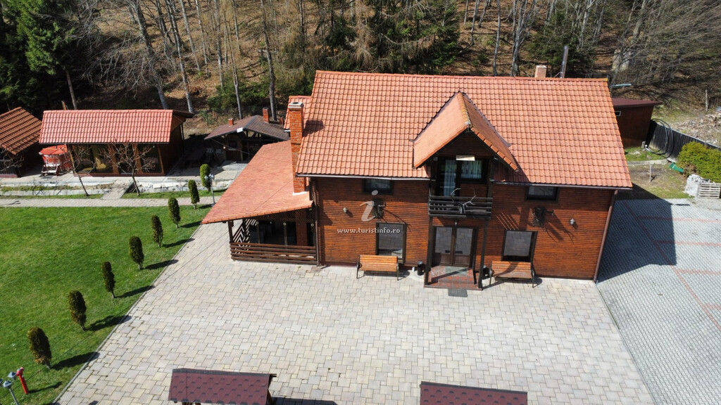 Camere de închiriat Valea Zăbrătăului