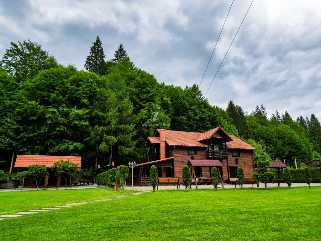 Camere de închiriat Valea Zăbrătăului