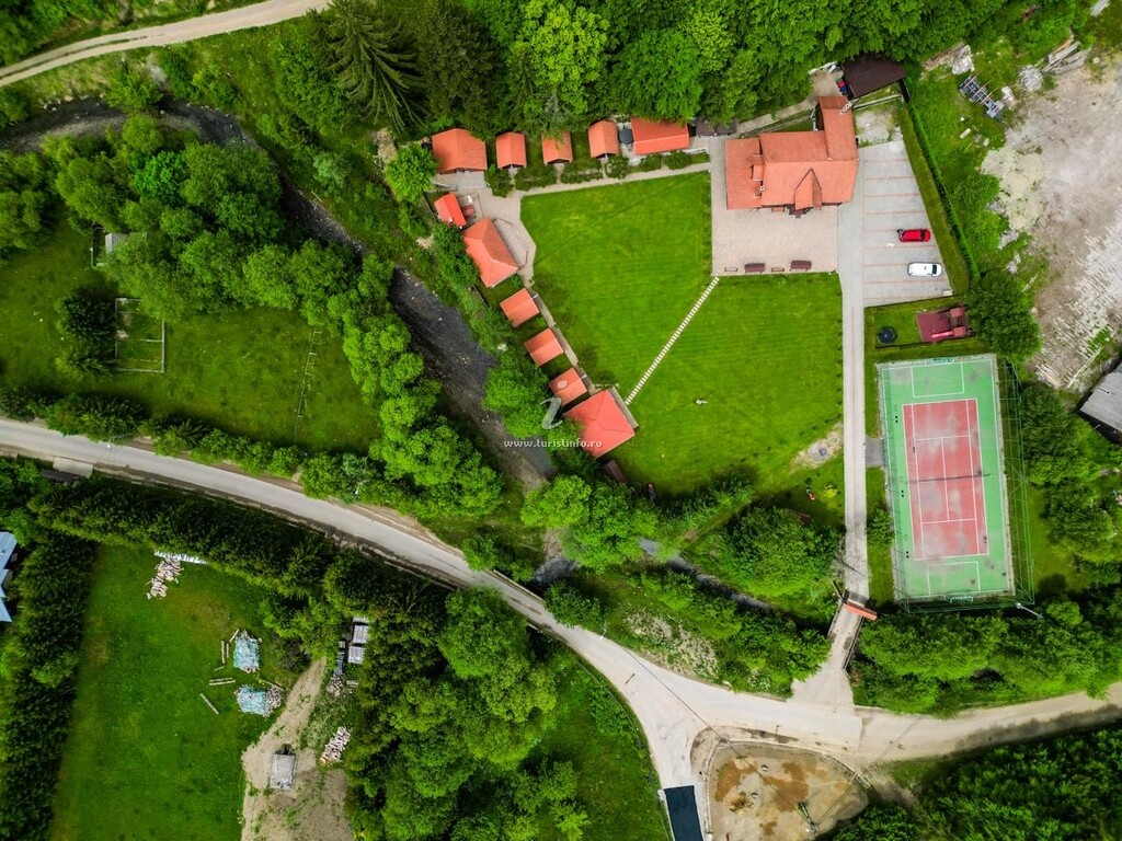 Camere de închiriat Valea Zăbrătăului