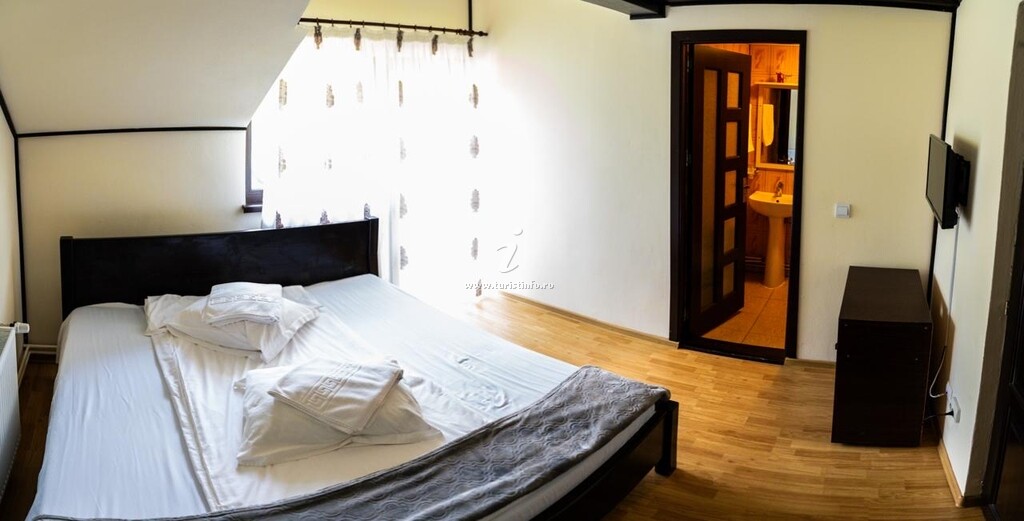 Camere de închiriat Valea Zăbrătăului