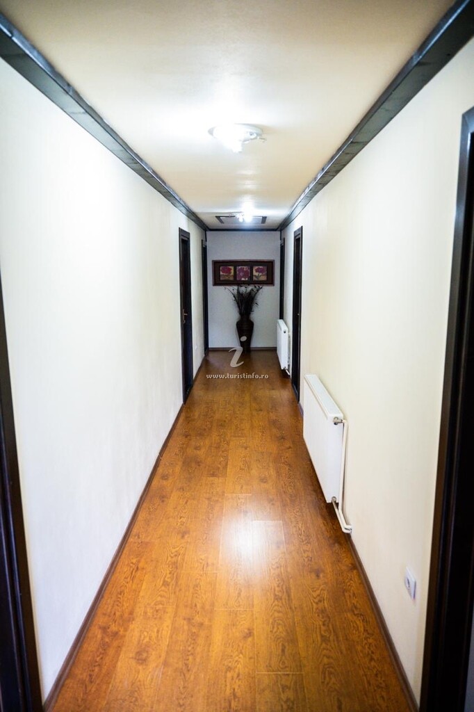 Camere de închiriat Valea Zăbrătăului