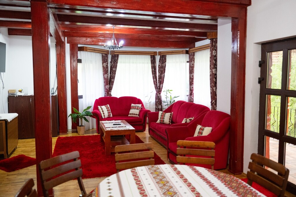 Cabana Cremenea