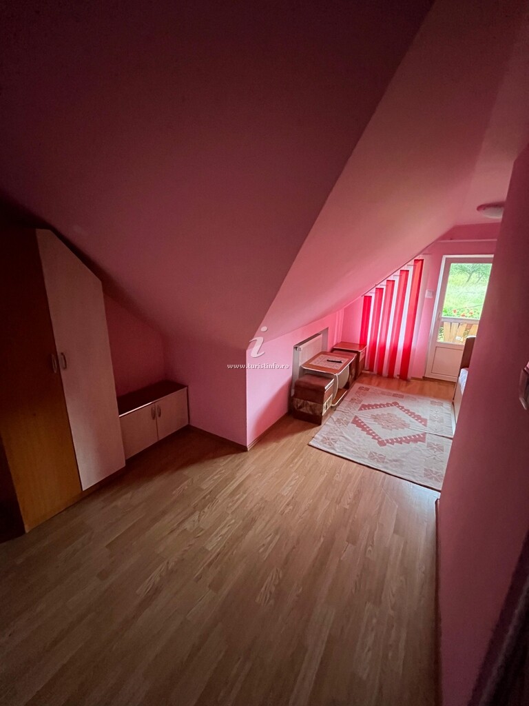 Pensiunea Casa Floarea