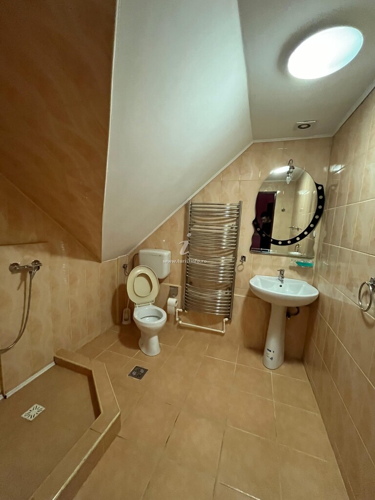 Pensiunea Casa Floarea