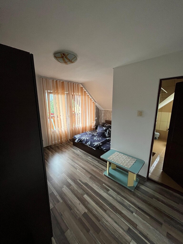 Pensiunea Casa Floarea