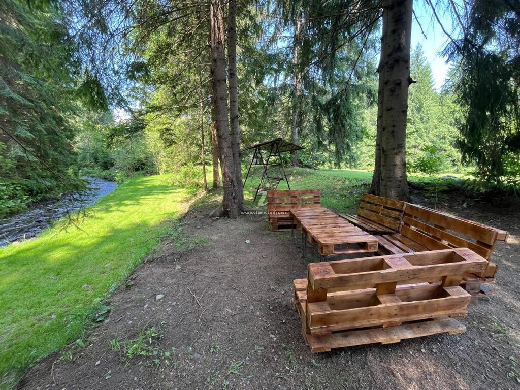 Casa de vacanță dintre Brazi