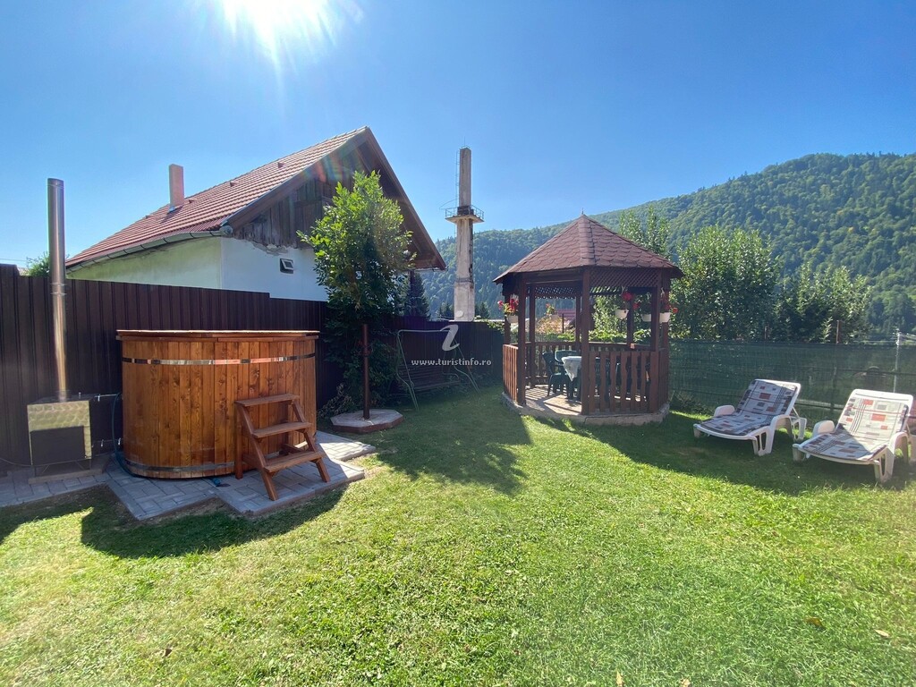Camere de închiriat Casă de Oaspeți Urkon