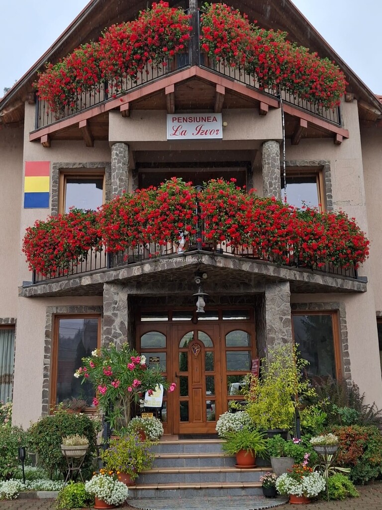 Pensiunea La Izvor