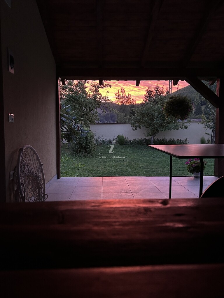 Casa de vacanță Casa de sub Stejari