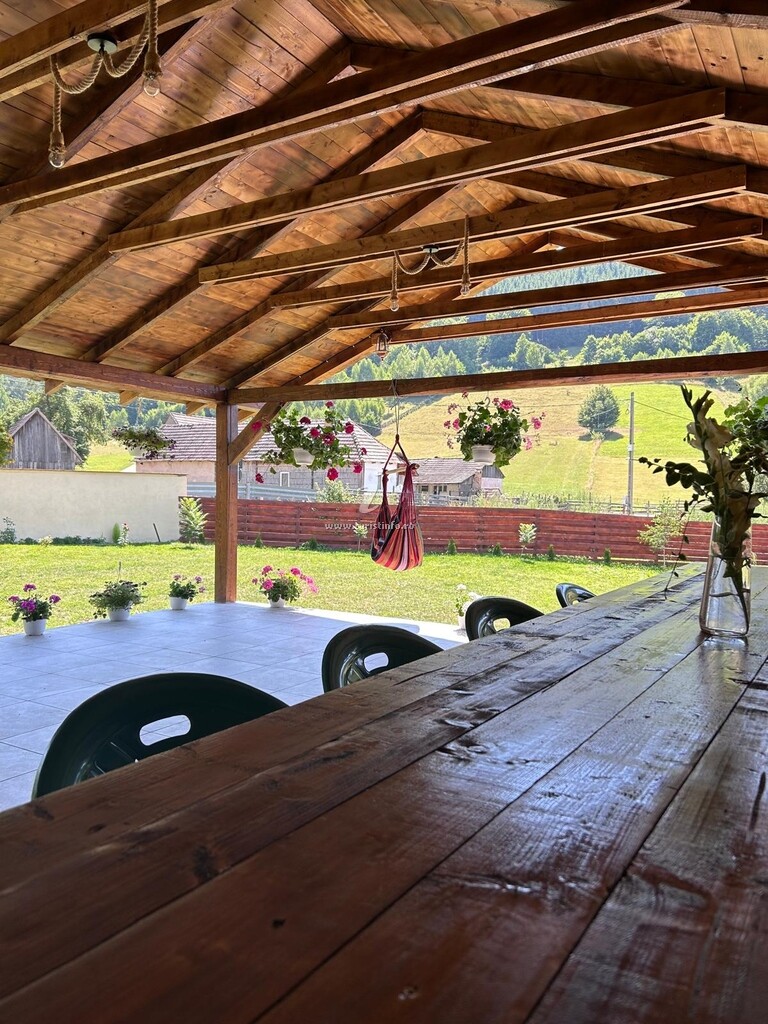Casa de vacanță Casa de sub Stejari