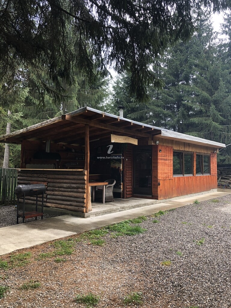 Cabana Bârlogul Ursului din Comandau Covasna