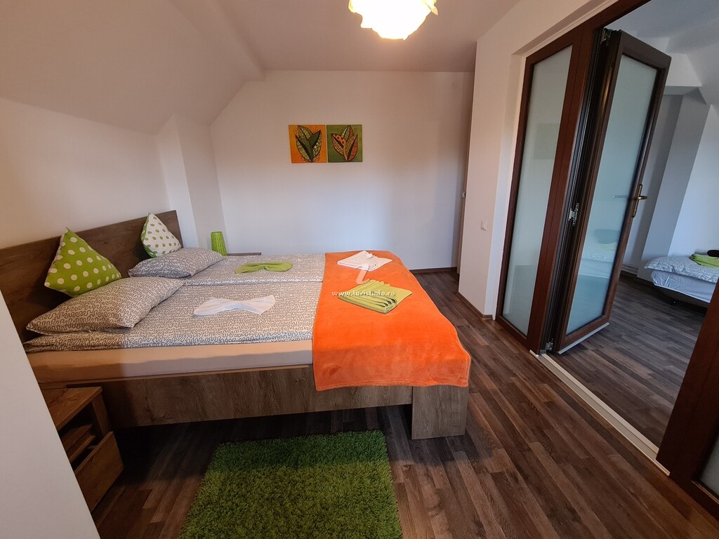 Camere de închiriat Laura Villa