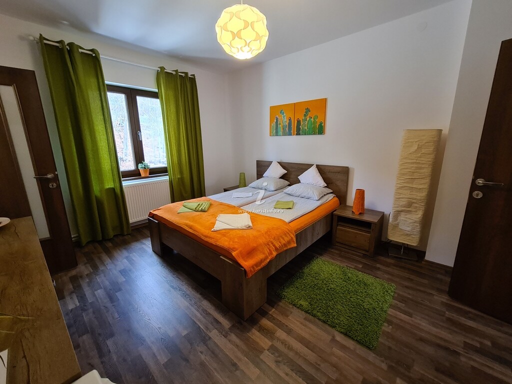 Camere de închiriat Laura Villa