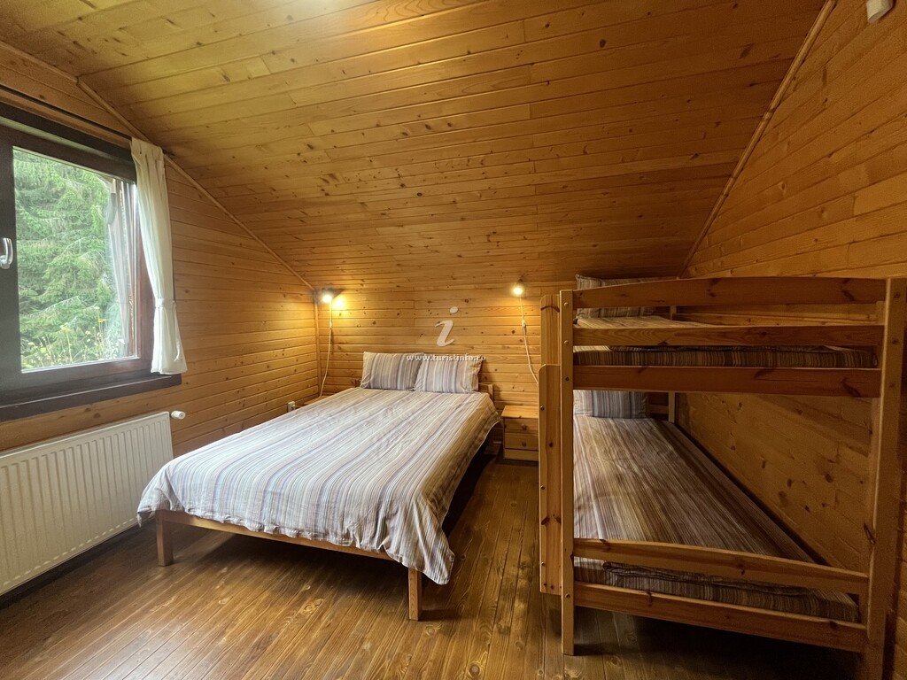Casa de vacanță dintre Brazi