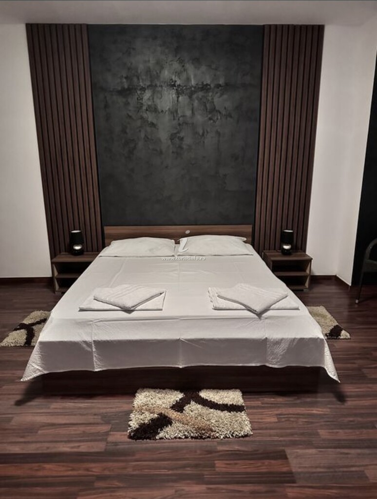 Camere de închiriat la Danezu