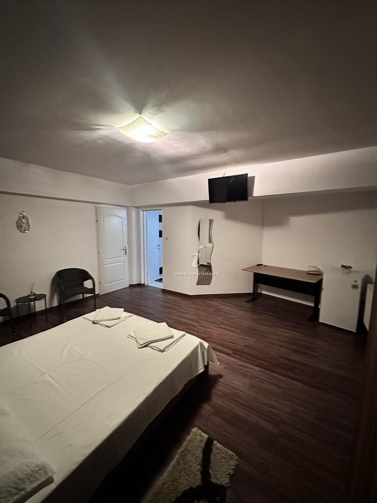 Camere de închiriat la Danezu